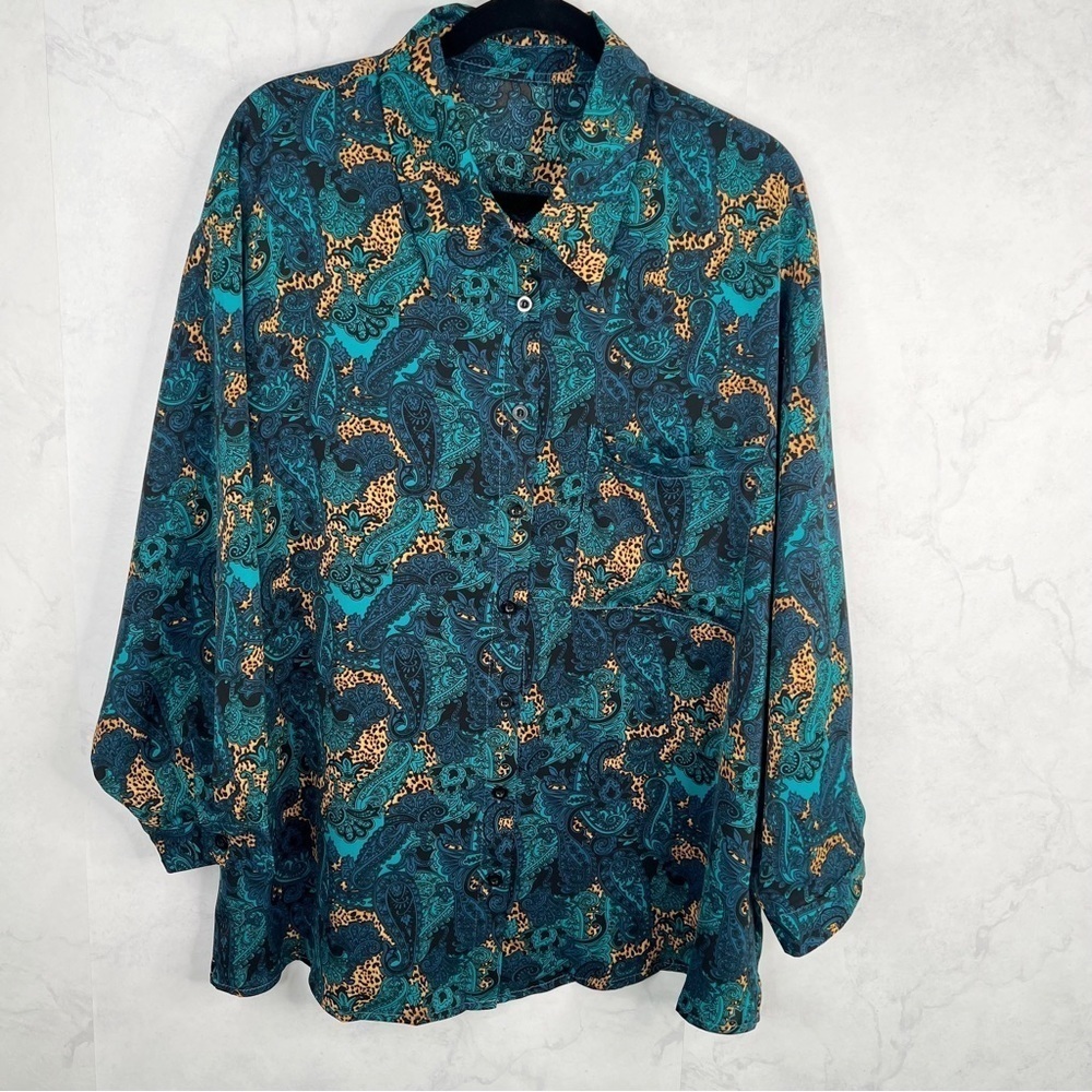 [Shein] Paisley Emerald Print Cheetah Button Down Shirt - Picture 2 of 7